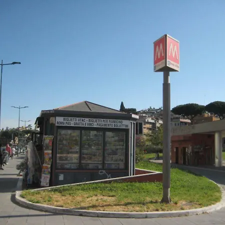 La Casa Di Valeria Πανσιόν 3*